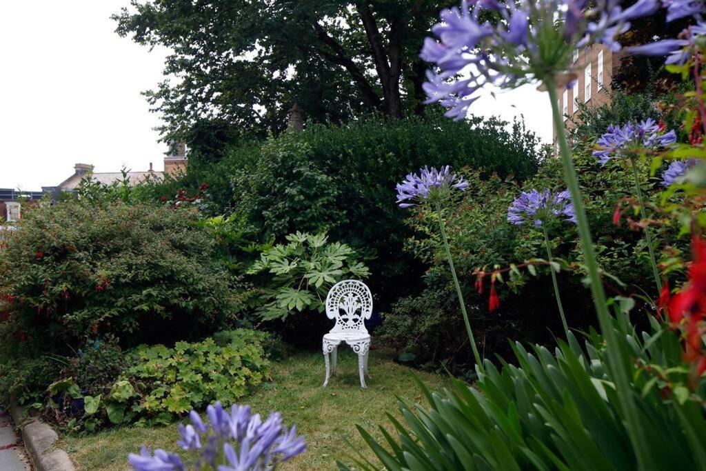 Stunning 2 Bedroom Flat 8Min Walk From The Beach Brighton Exterior photo